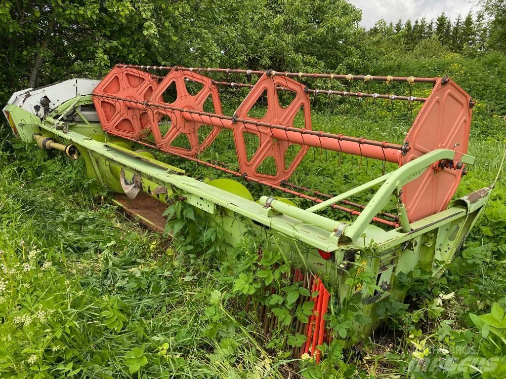 CLAAS Dominator 150 Moissonneuse batteuse