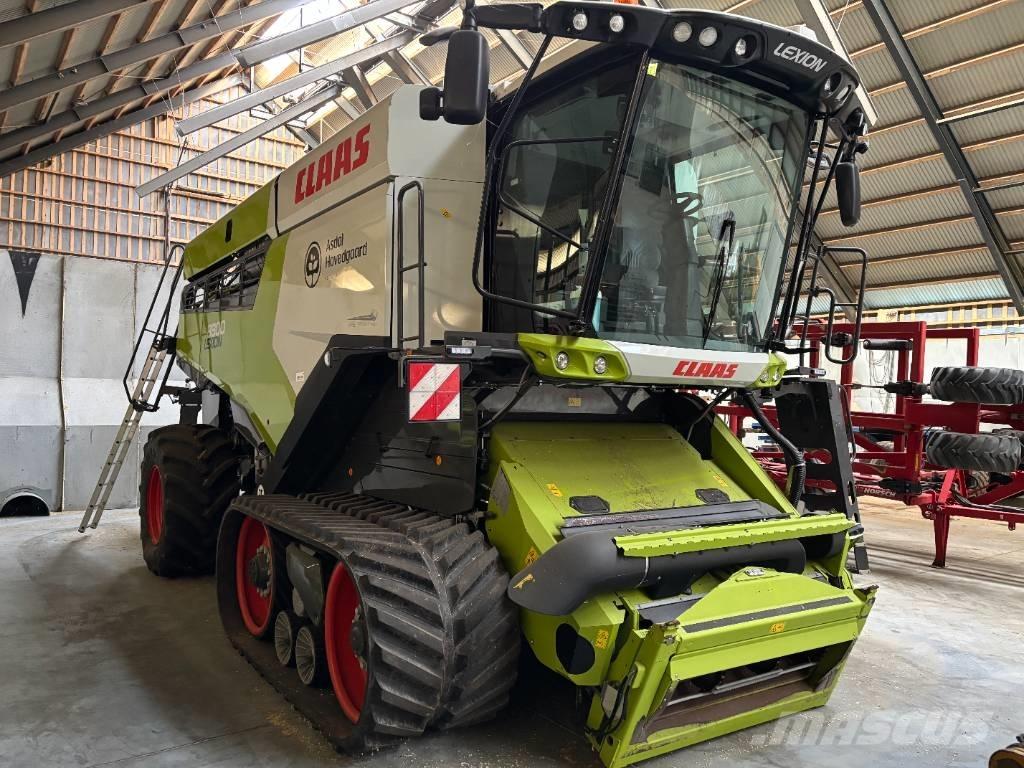 CLAAS LEXION 8800 TT Moissonneuse batteuse