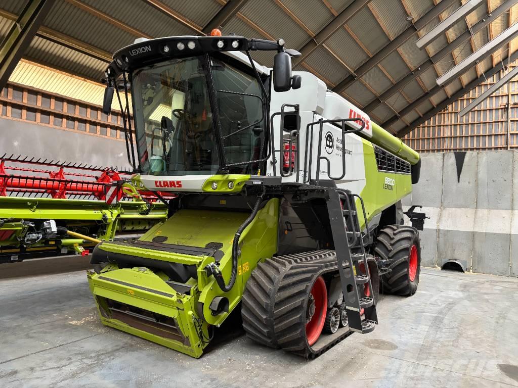 CLAAS LEXION 8800 TT Moissonneuse batteuse