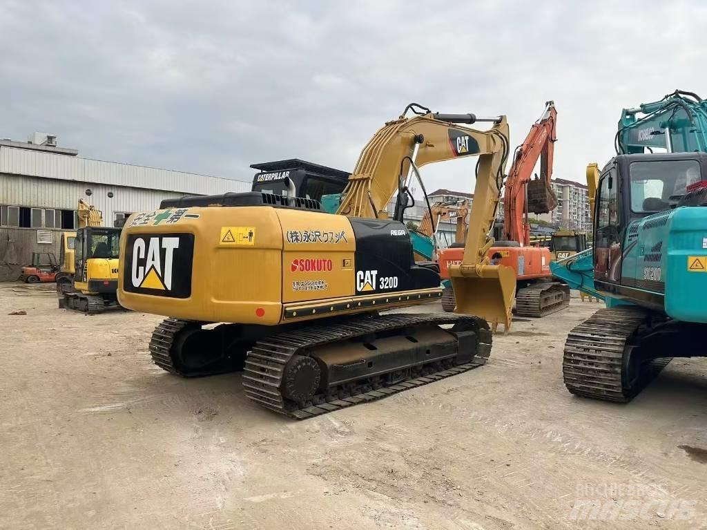 CAT 320 D Pelle sur chenilles