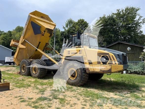 Komatsu HM400 Tombereau articulé
