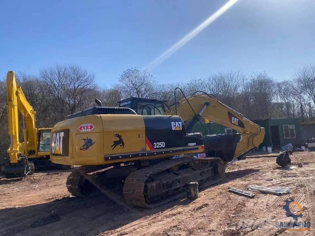 CAT 325 D Pelle sur chenilles
