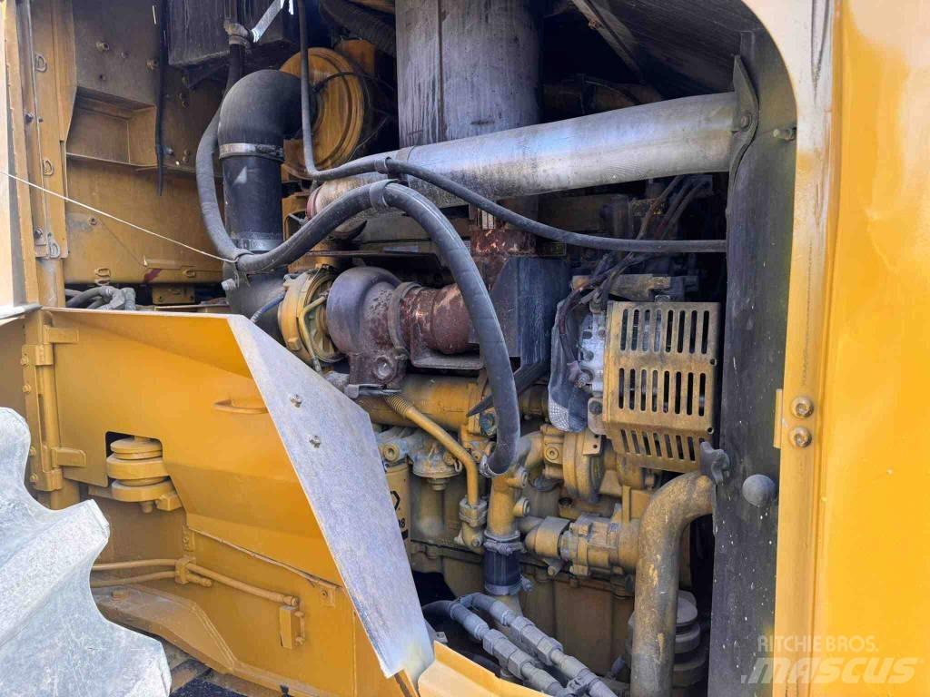 CAT RM 300 Recycleur bitume