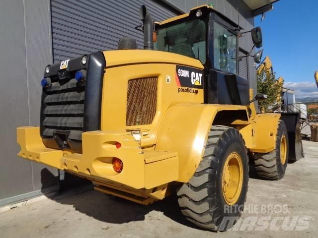 CAT 938M Chargeuse sur pneus