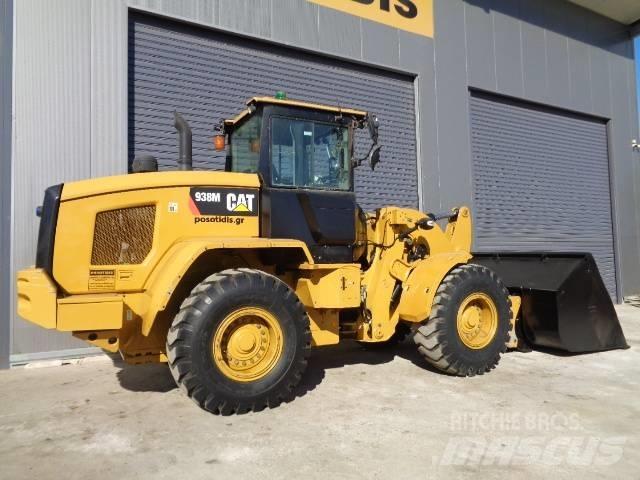 CAT 938M Chargeuse sur pneus