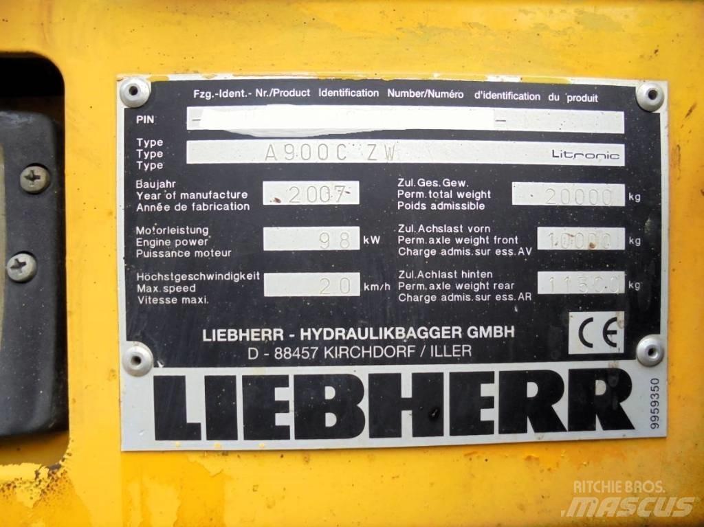 Liebherr A 900 C ZW Pelle sur pneus