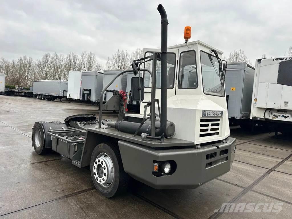 Terberg YT YT17 Tracteur de manœuvre