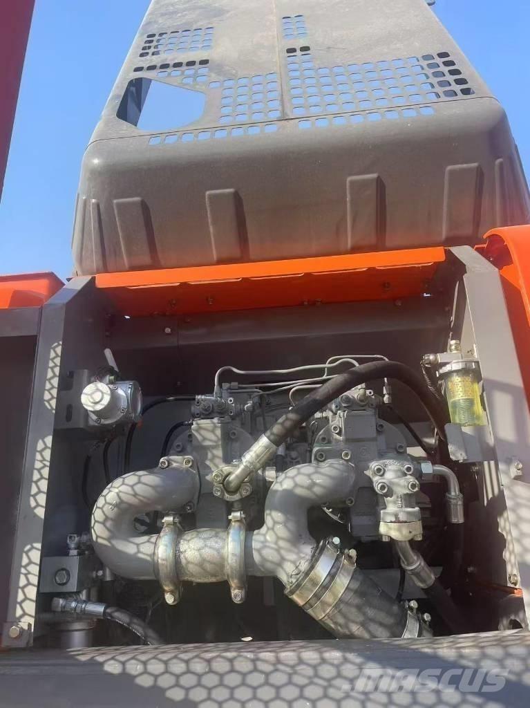 Hitachi ZX 350 Pelle sur chenilles