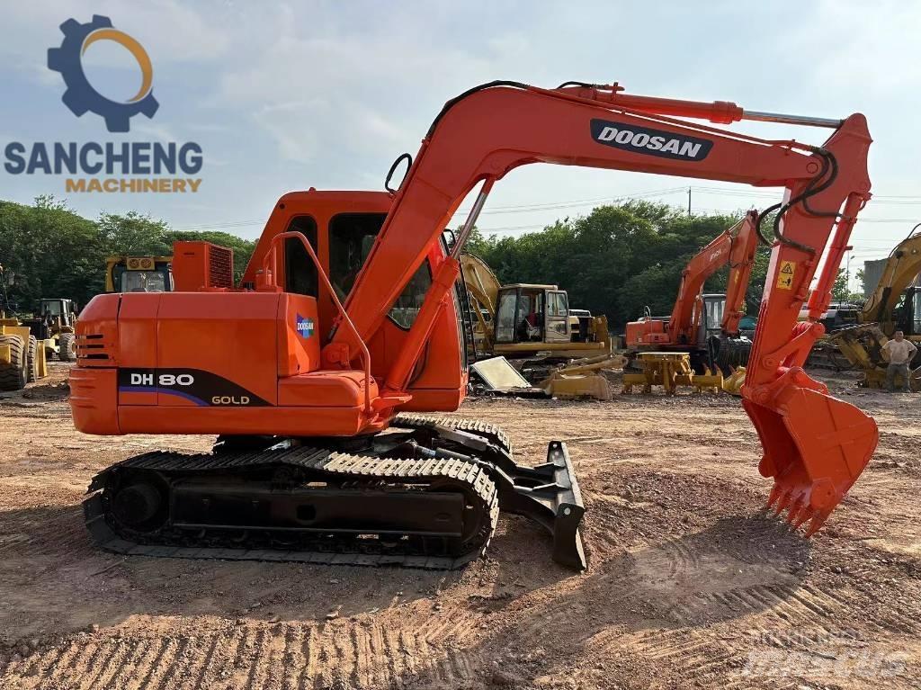 Doosan DH 80 Mini pelle 7t-12t