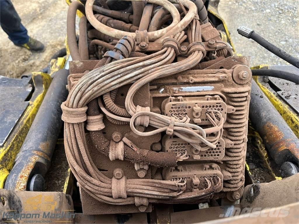 John Deere H415 Tête d'abattage / ébranchage