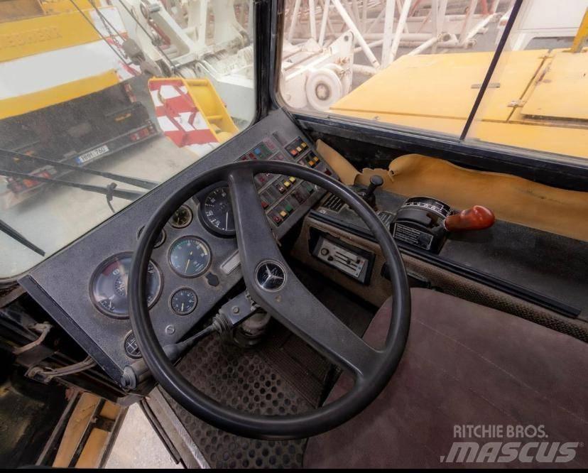 Liebherr LTM 1035 Grues tout terrain
