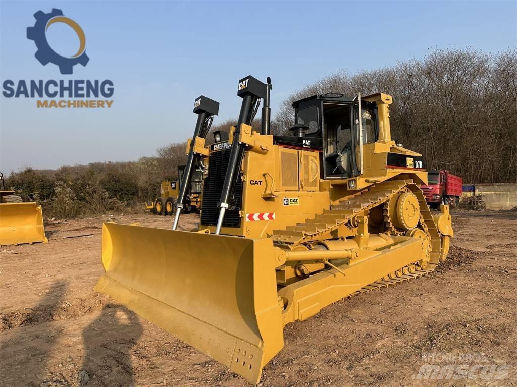CAT D 7 R Bouteurs sur chenilles