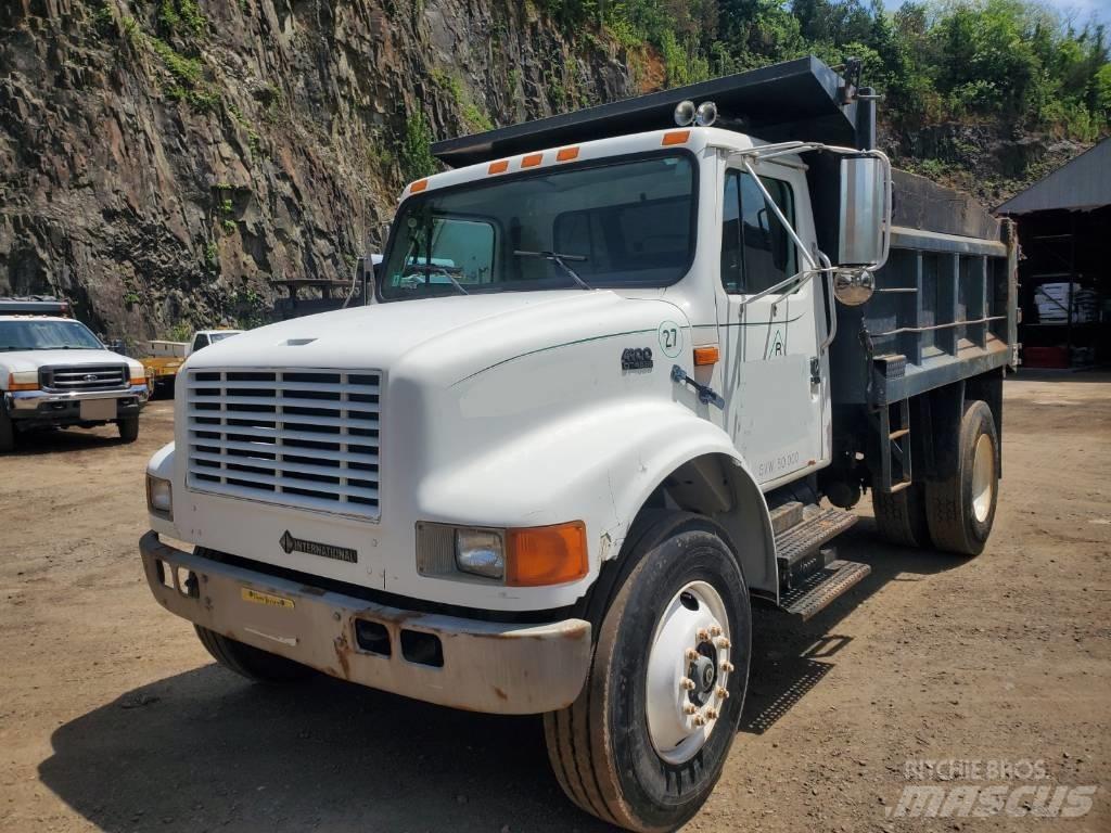 International 4990 Camion benne