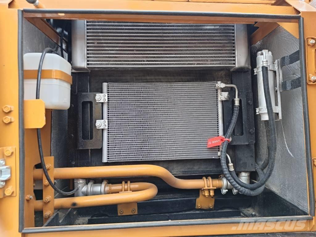 Sany SY 235 C Pelle sur chenilles