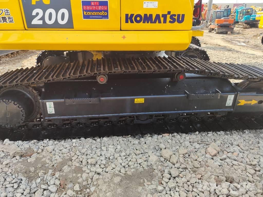 Komatsu PC 200 Pelle sur chenilles