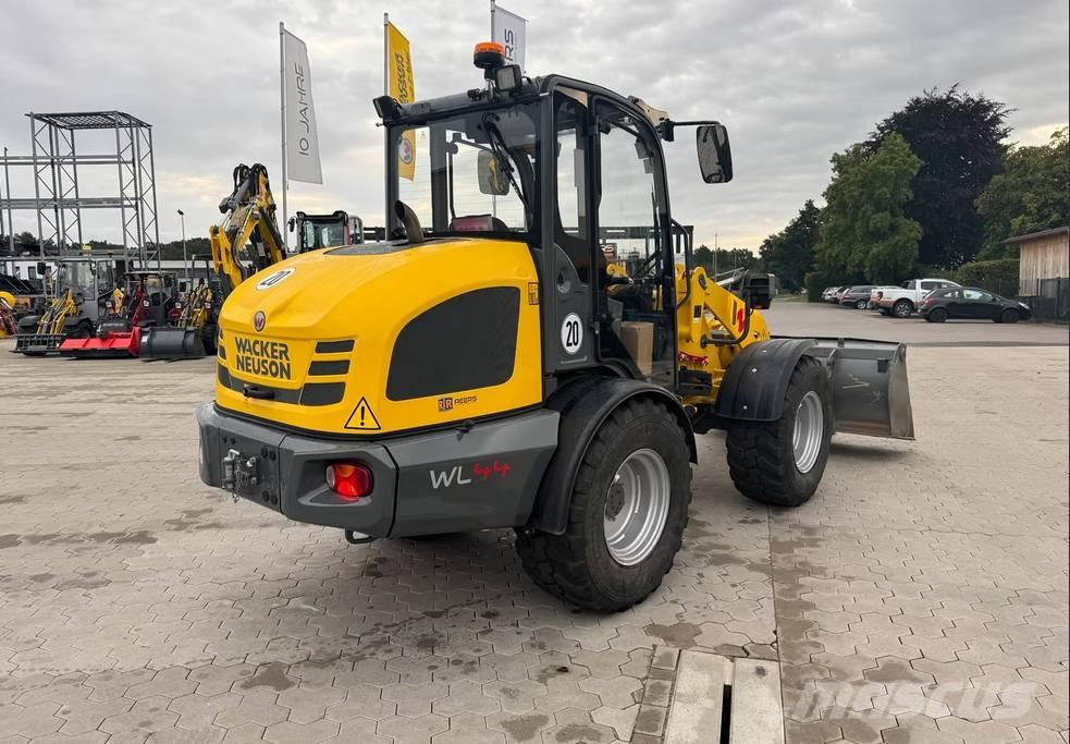 Wacker Neuson WL 44 Chargeuse sur pneus