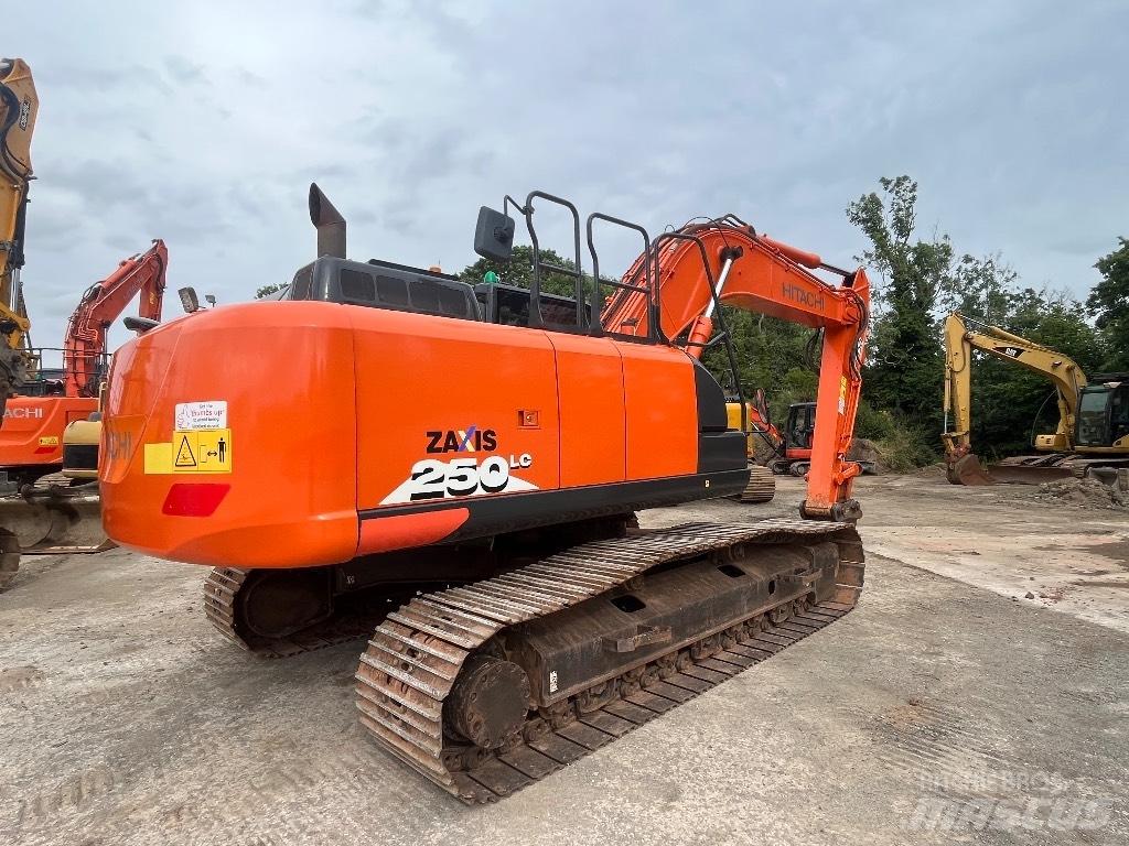 Hitachi ZX 250 LC-6 Pelle sur chenilles