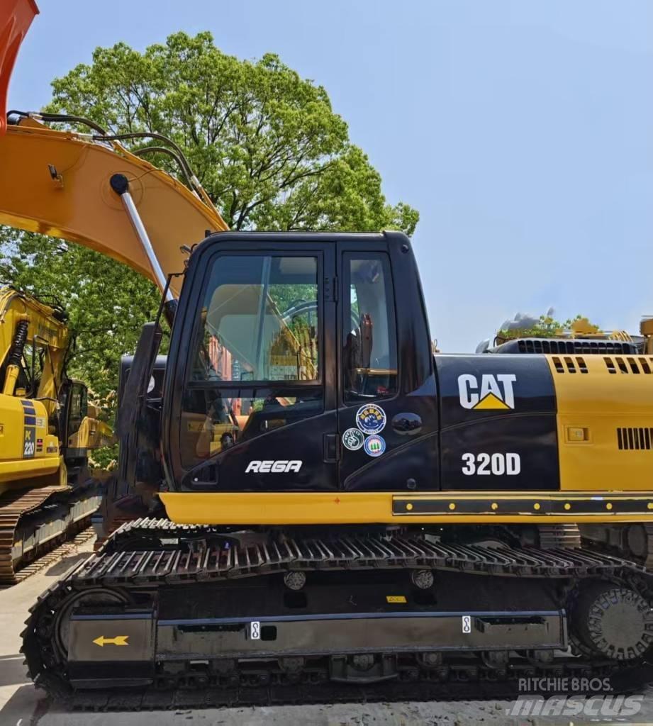CAT 320 D Pelle sur chenilles