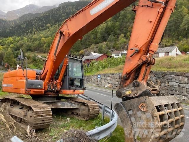 Doosan DX 225 LC-3 Pelle sur chenilles
