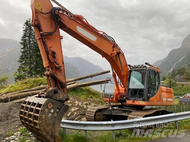 Doosan DX 225 LC-3 Pelle sur chenilles