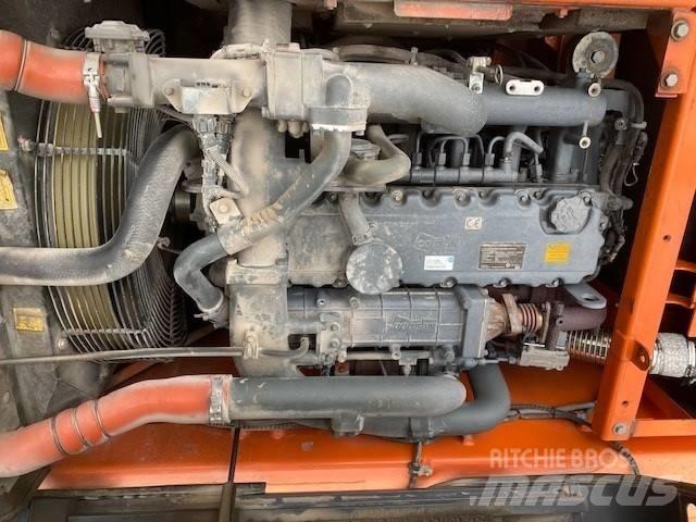 Doosan DX 225 LC-3 Pelle sur chenilles