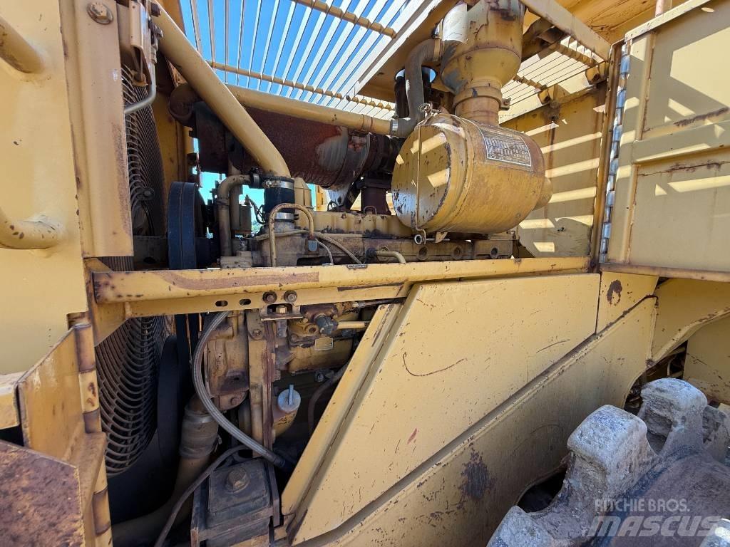 CAT 815 B Compacteur de sol