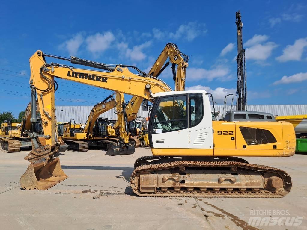 Liebherr R922LC Pelle sur chenilles
