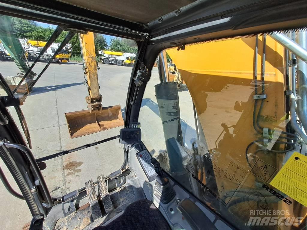 Liebherr R922LC Pelle sur chenilles