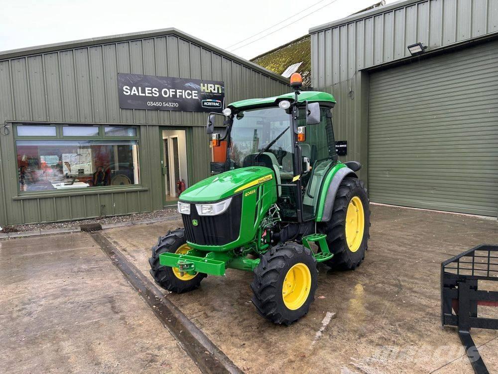 John Deere 4049 R Micro tracteur