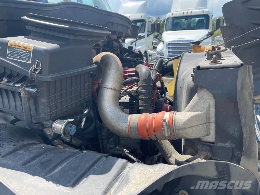 International 4300 Camion Fourgon