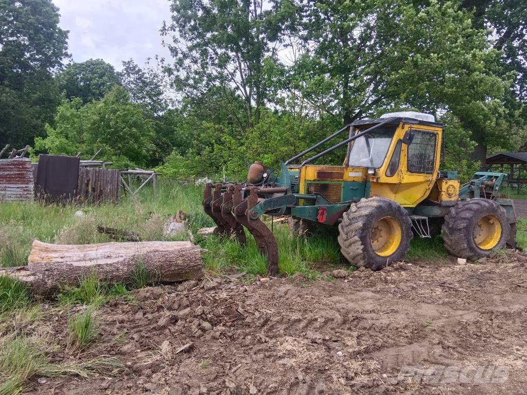 HSM 807 Tracteurs forestiers