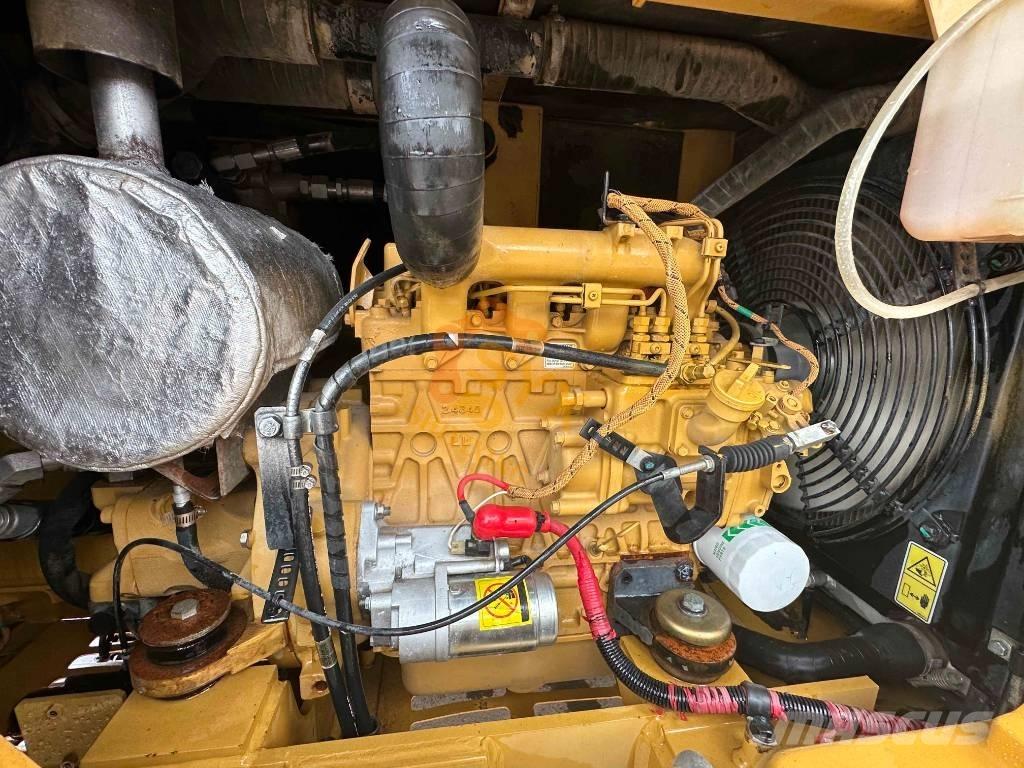 CAT 305.5E2 Pelle sur chenilles