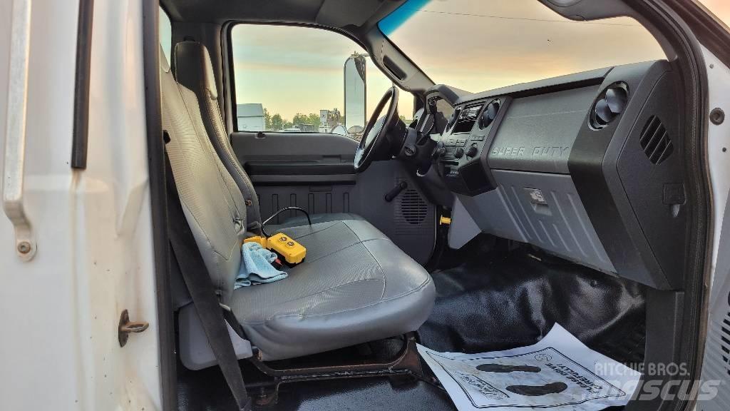 Ford F 650 SD Camion pour copeaux de bois