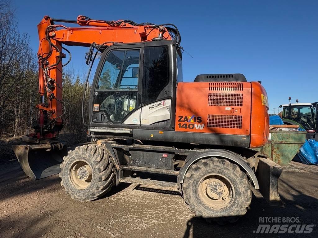 Hitachi ZX 140 W-5B Pelle sur pneus