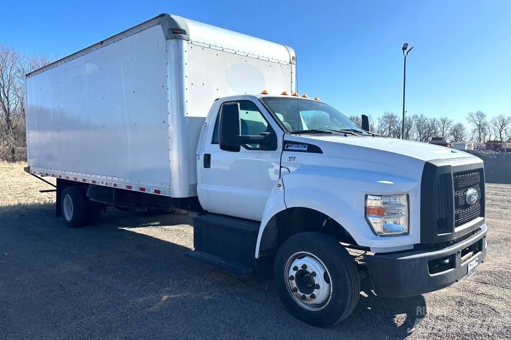 Ford F 650 Camion Fourgon