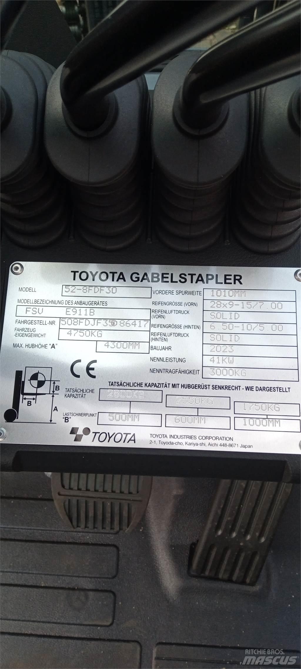 Toyota 52-8FDF30 Chariots diesel