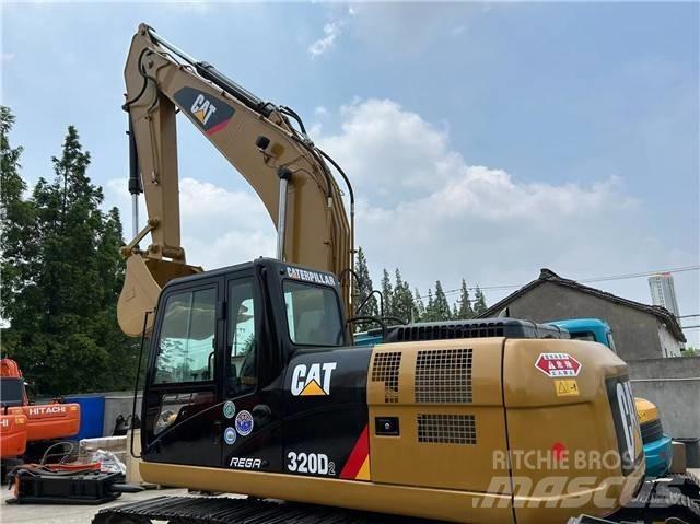 CAT 320 D Pelle sur chenilles