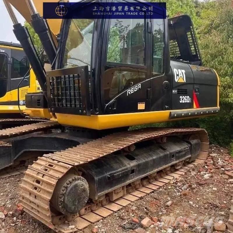 CAT 326 D Pelle sur chenilles
