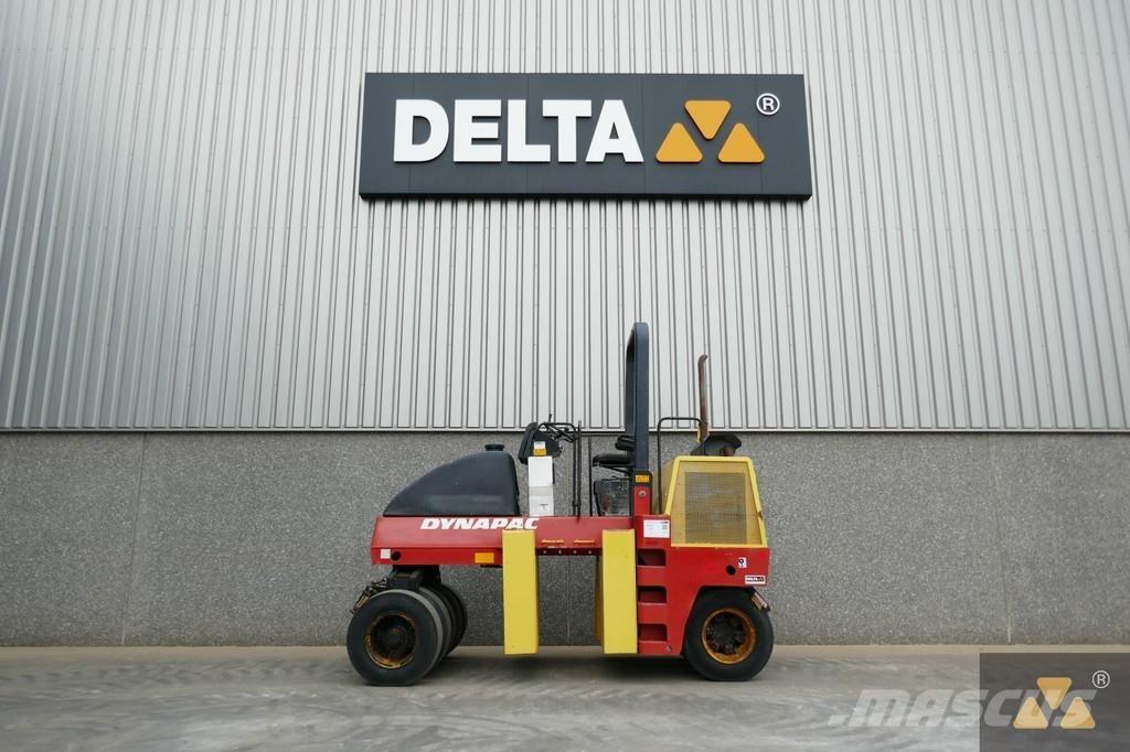 Dynapac CP142 Rouleaux à pneumatiques