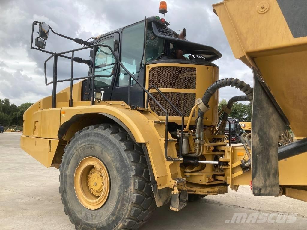 CAT 745 Tombereau articulé