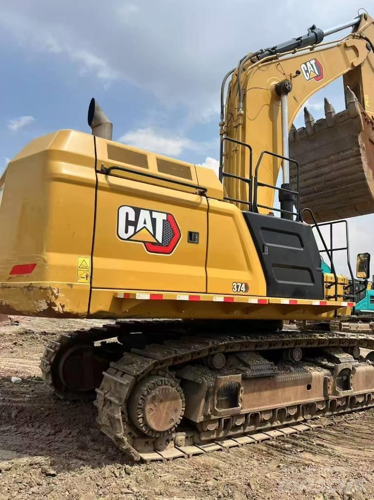 CAT 374 Pelle sur chenilles