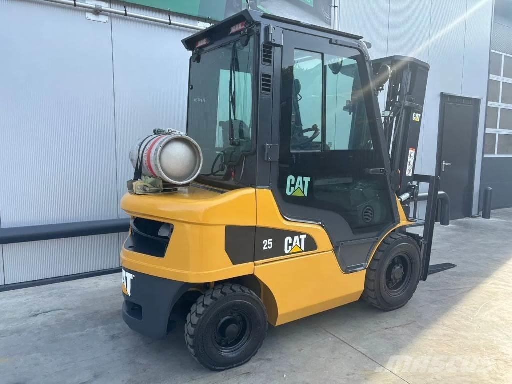 CAT GP25N Heftruck Chariots GPL