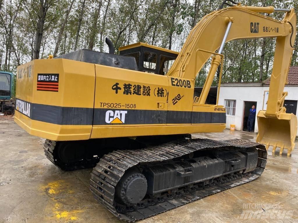 CAT E200B Pelle sur chenilles