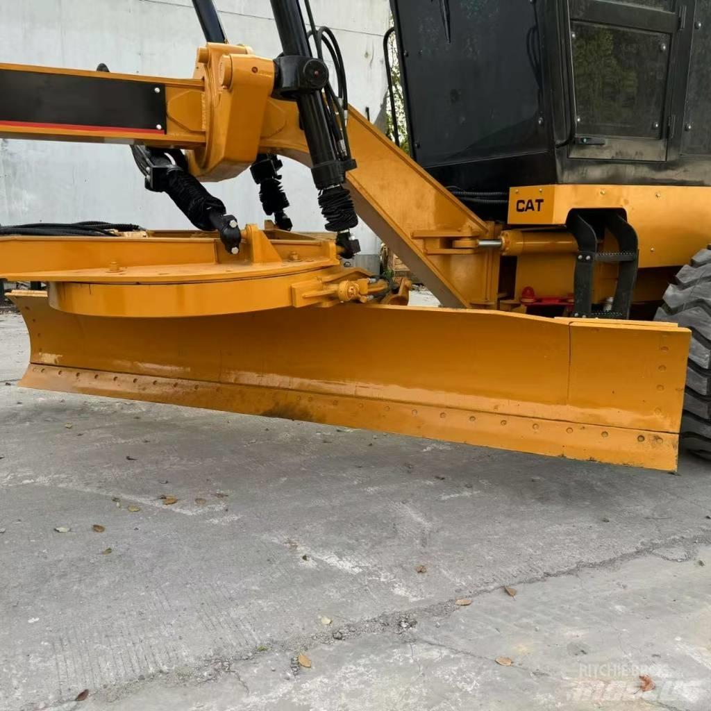 CAT 140 G Niveleuse