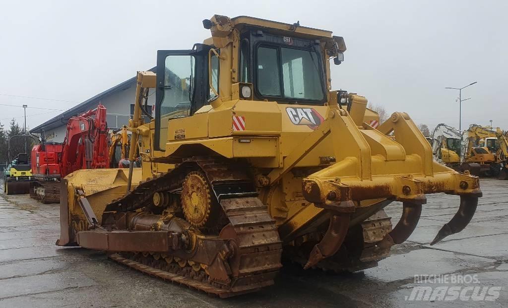 CAT D 6 T XL Bouteurs sur chenilles
