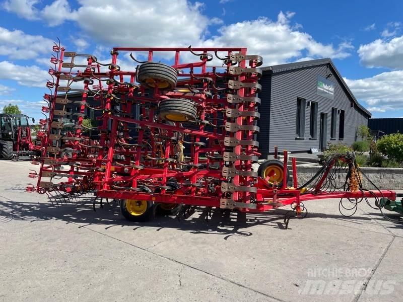 Väderstad NZA 800 Semoir combiné