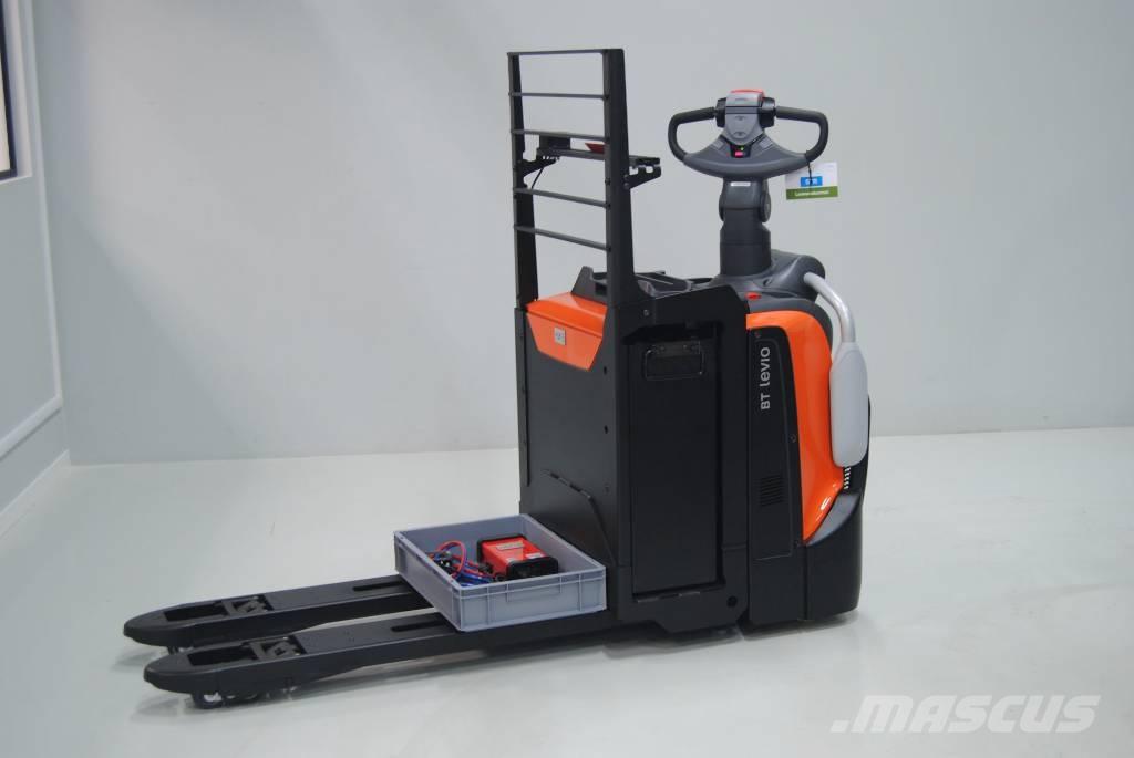 Toyota LPE250 Transpalette accompagnant porté debout