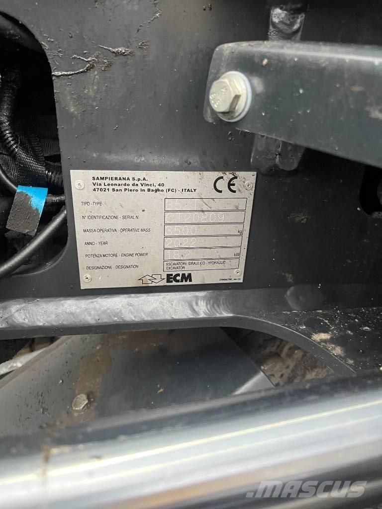 ECM 35 ZT Mini pelle < 7t