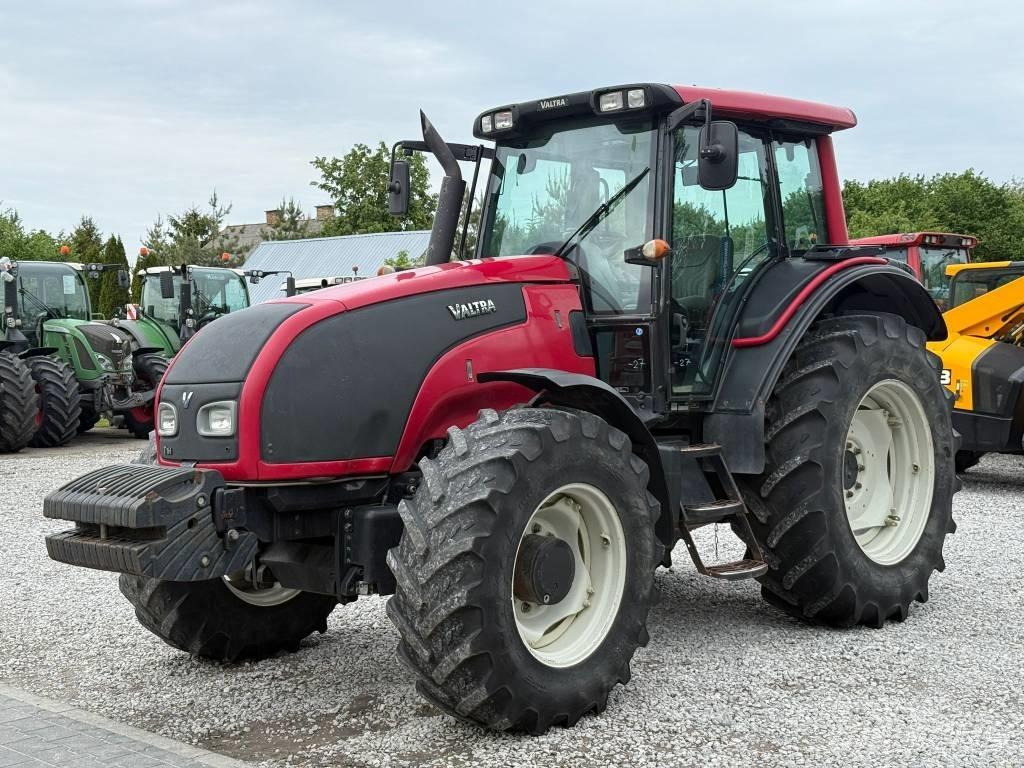 Valtra T 161 Tracteur