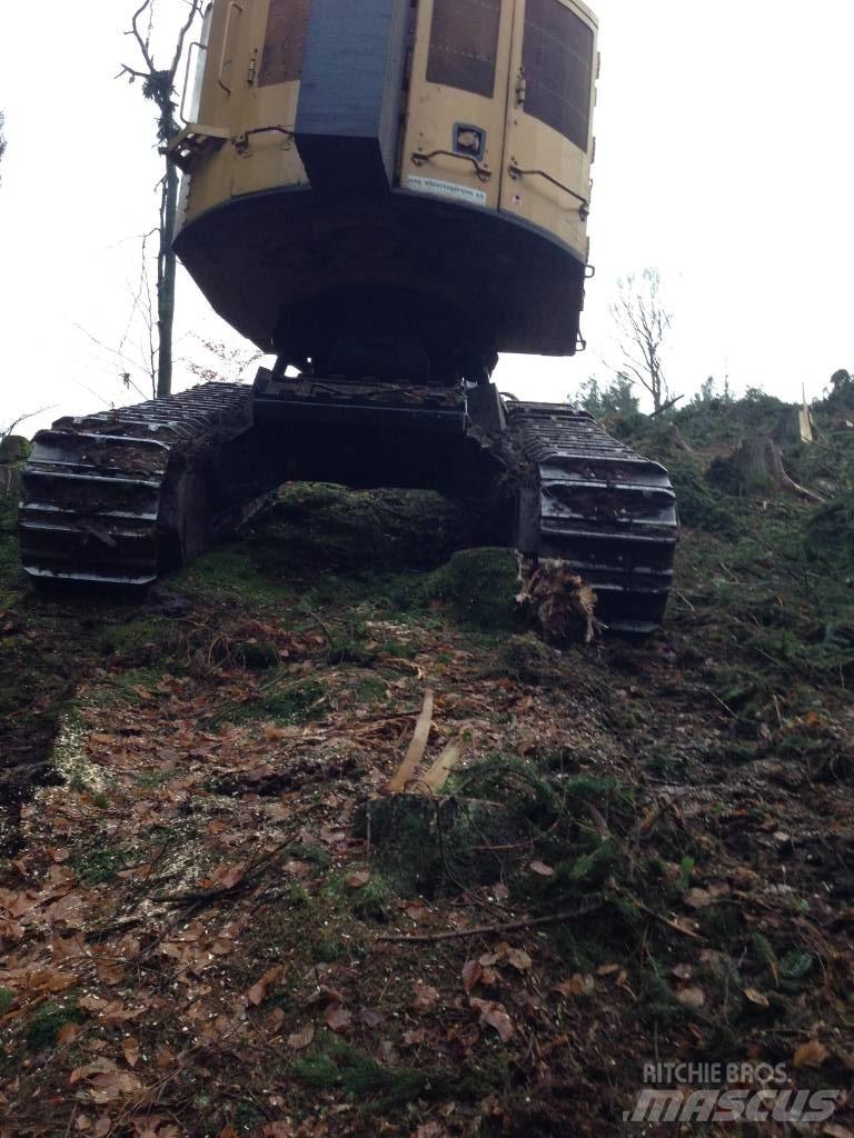 Tigercat LH830C Abatteuse